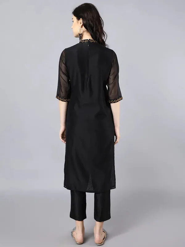 Black_Chanderi_Cupro_Silk_Dabka_Embroidered_Kurta_For_Women