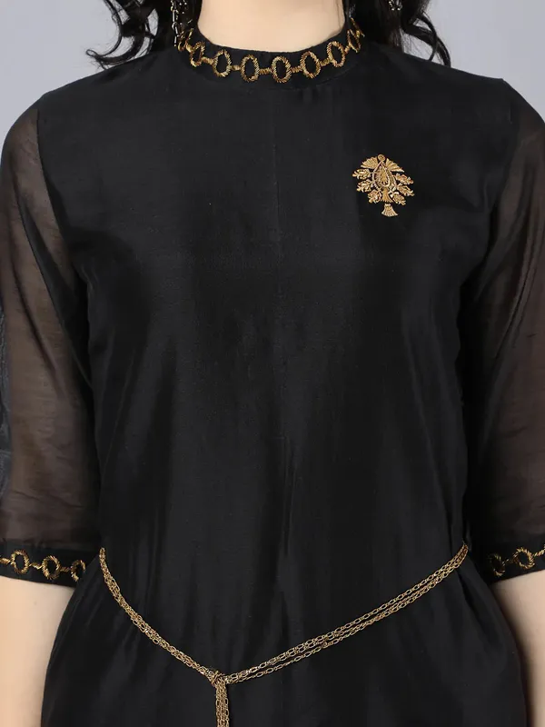 Black_Chanderi_Cupro_Silk_Dabka_Embroidered_Kurta_For_Women