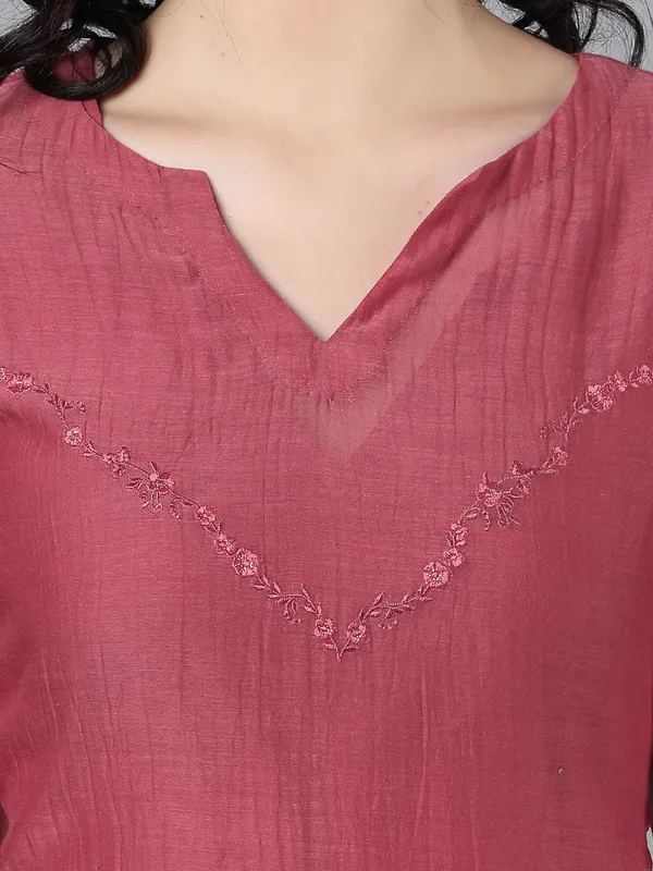 Brick_Red_Cupro_Silk_Chanderi_V_Neck_Kurta_Set_For_Women