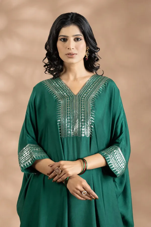 Green_Bemberg_Silk_Embroidered_Kaftan_Set_For_Women