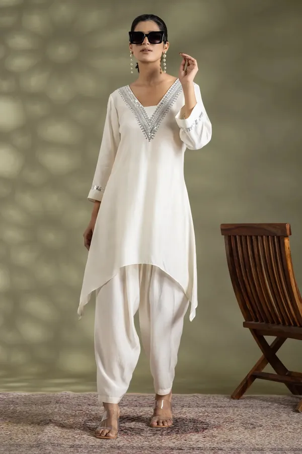Ivory_Bemberg_Silk_Sequin_Embroidered_Tunic_Set_For_Women