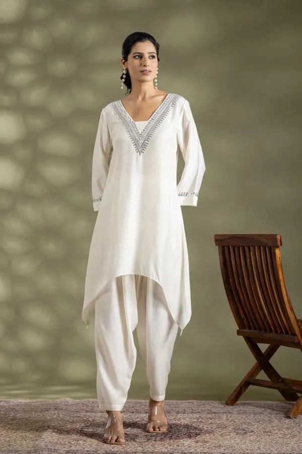 Ivory_Bemberg_Silk_Sequin_Embroidered_Tunic_Set_For_Women