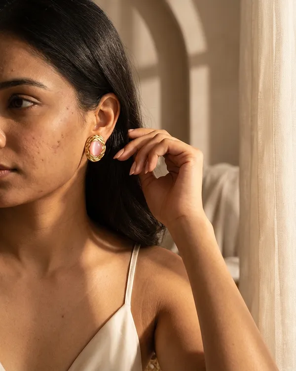 Gold_Steel_Twisted_Oval_Cat_Eye_Stud_Earrings_For_Women