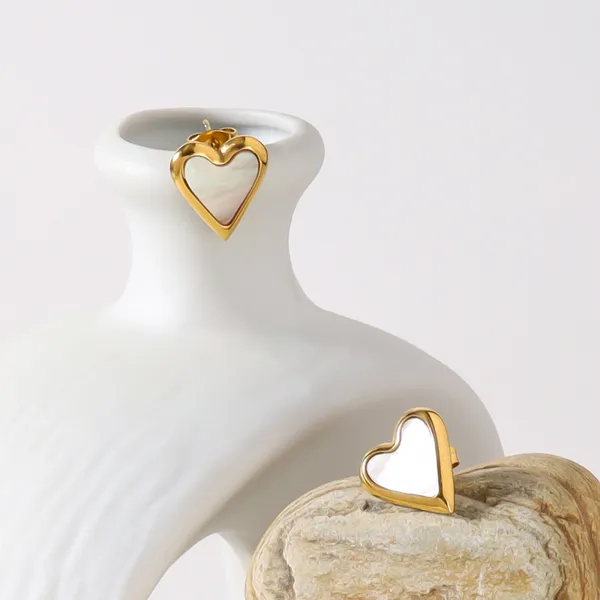 Gold_Steel_Heart_Shell_Inlay_Stud_Earrings_For_Women