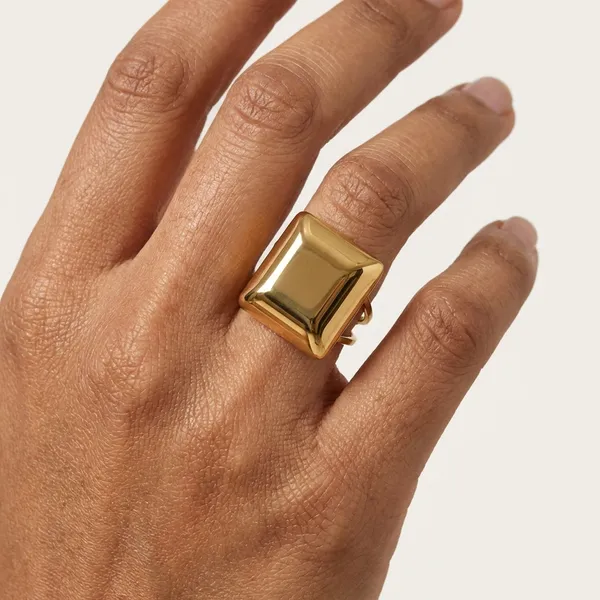 Gold_Steel_High_Polish_Square_Top_Bold_Ring_For_Women