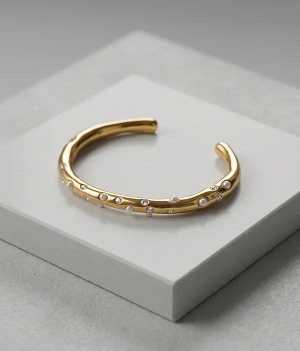 Gold_Steel_Pearl_Crystal_Glow_Cuff_Bracelet_For_Women
