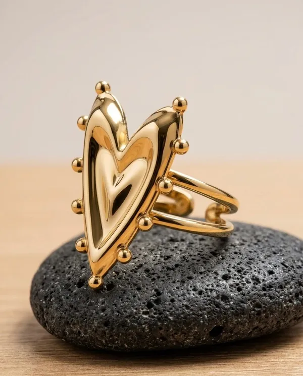 Gold_Steel_Sculpted_Heart_Statement_Ring_For_Women