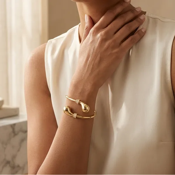 Gold_Steel_Dual_Curve_Crystal_Cuff_Bracelet_For_Women