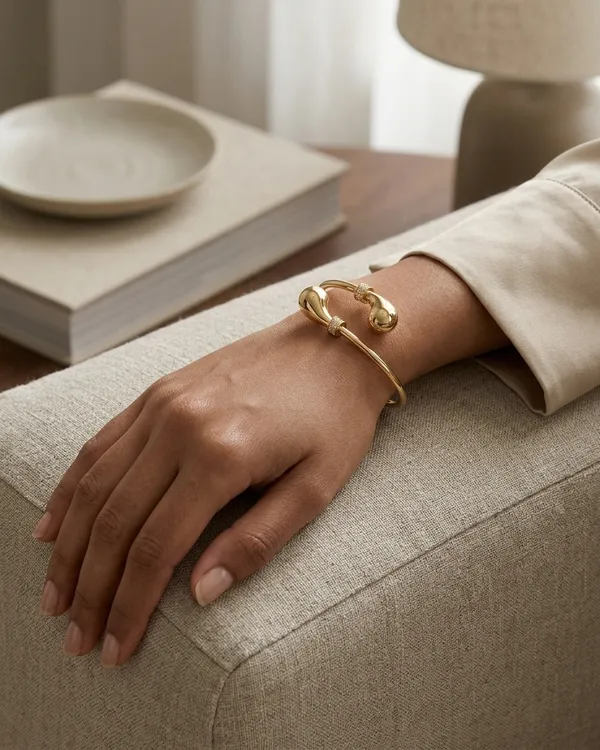 Gold_Steel_Dual_Curve_Crystal_Cuff_Bracelet_For_Women