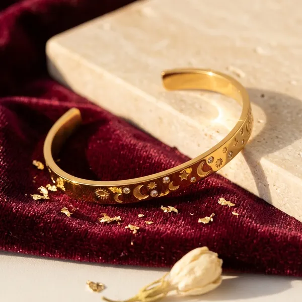 Gold_Steel_Wave_Jewellery_Set_For_Women