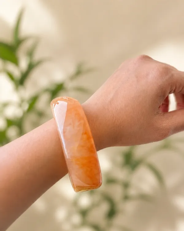 Amber_Glow_Marbled_Resin_Bangle