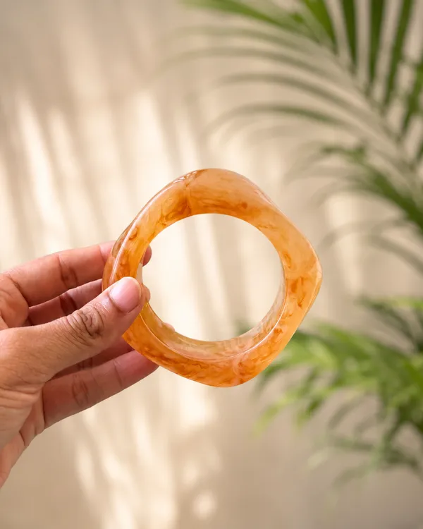 Amber_Glow_Marbled_Resin_Bangle