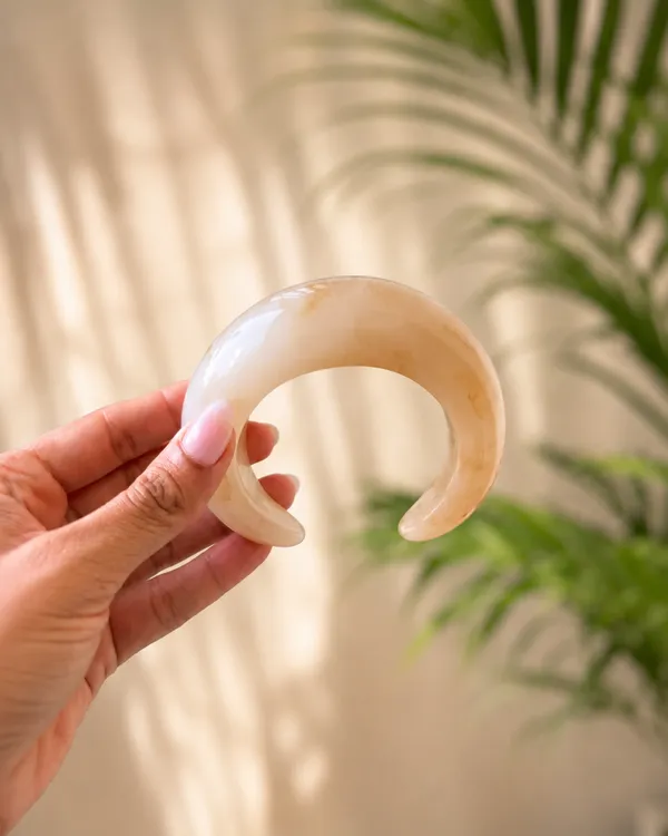 Ivory_Glow_Marbled_Cuff_Bracelet