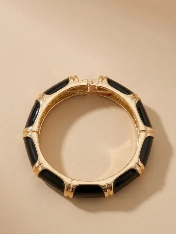 Selene_Black_&_Gold_Segment_Hinge_Bangle