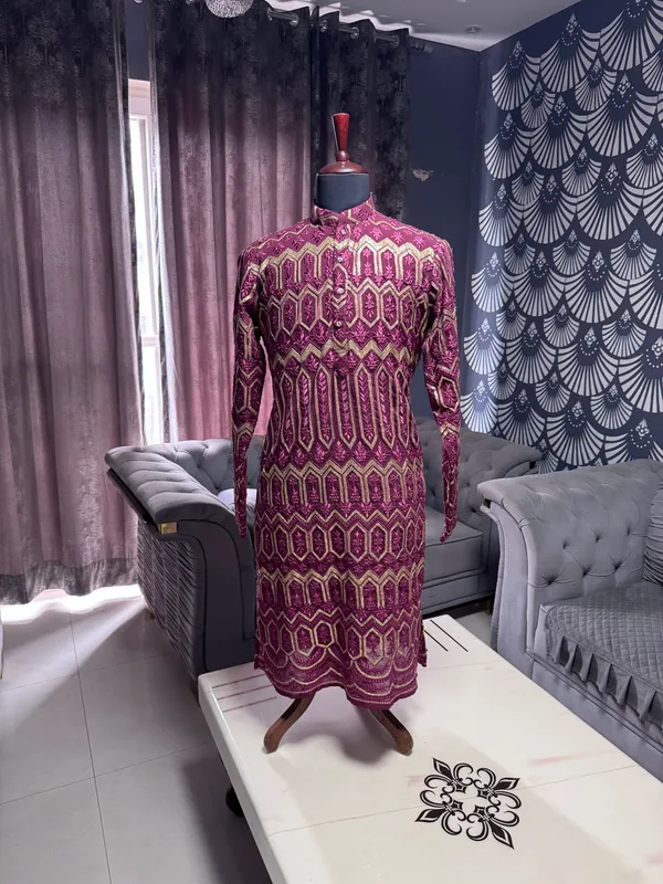 Maroon_Pure_Georgette_Thread_Work_Zari_Kurta_For_Men