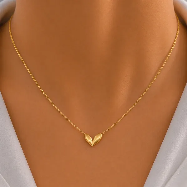 Golden_Heart_Pendant_Matte_Finish_Necklace_For_Women