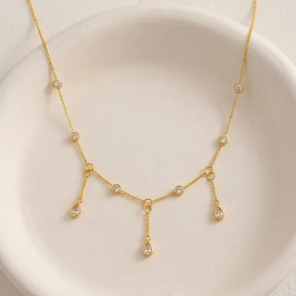 Sheena_Crystal_Teardrop_Drop_Pendant_Necklace_For_Women