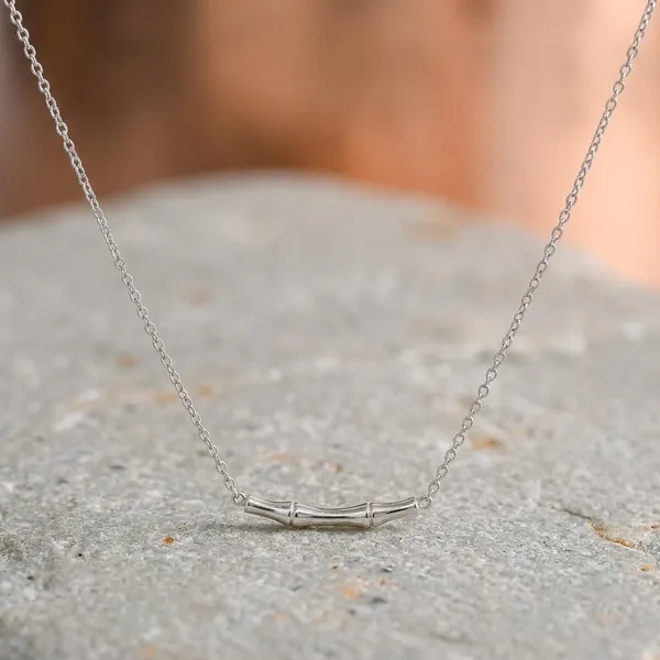 Stella_Silver__Minimalist_Bar_Pendant_Chain_Necklace