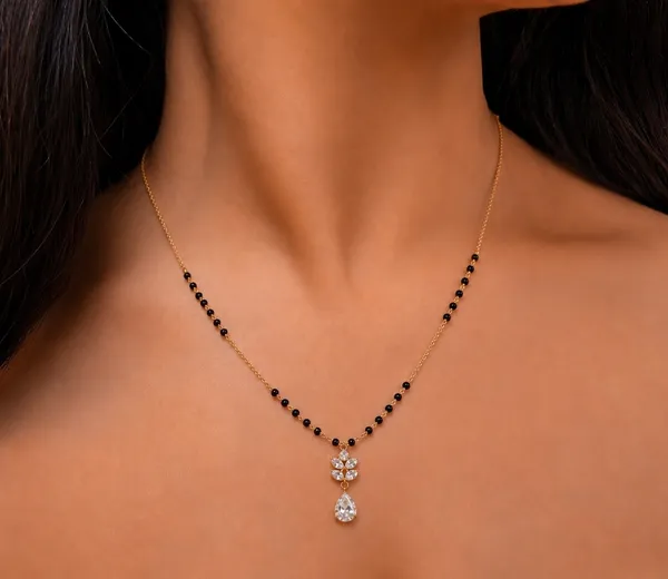 Krishna_Drop_Pendant_Black_Bead_Mangalsutra_For_Women