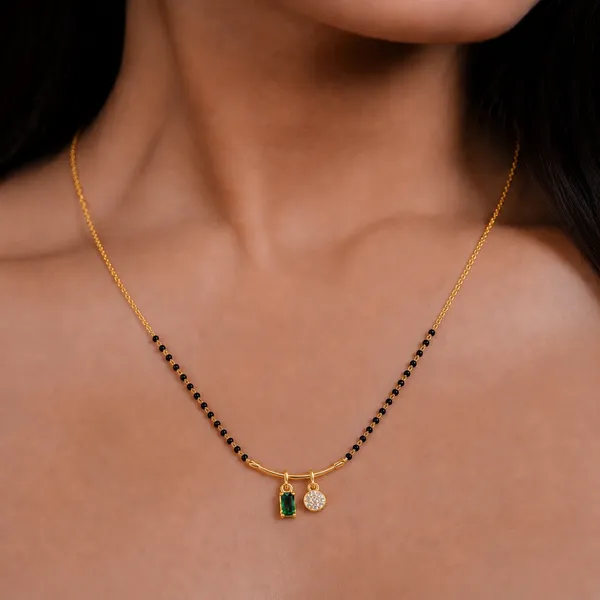 Anushka_Eternal_Glow_Mangalsutra