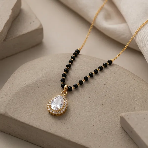 Aadhya_Teardrop_Crystal_Black_Bead_Mangalsutra