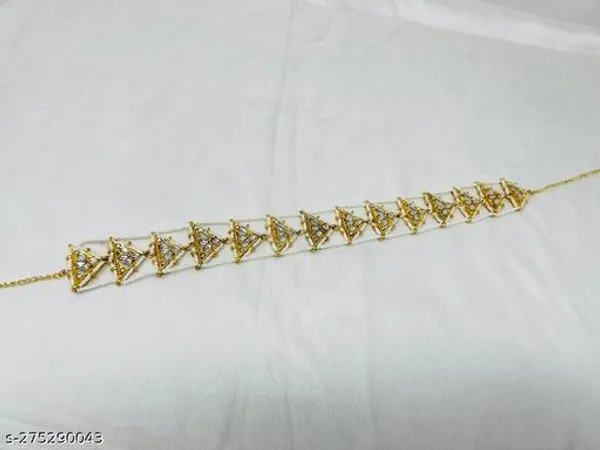 Women_Sizzling_Charming_Maang_Tikka_Traditional_Gold_Plated_Designer_Forehead_Jewellery_Elegant_Ethnic_Matha_Patti_Hair_Accessory_For_Bridal_Wedding_Festive_Wear_Stylish_Lightweight_Maangtika_For_Women