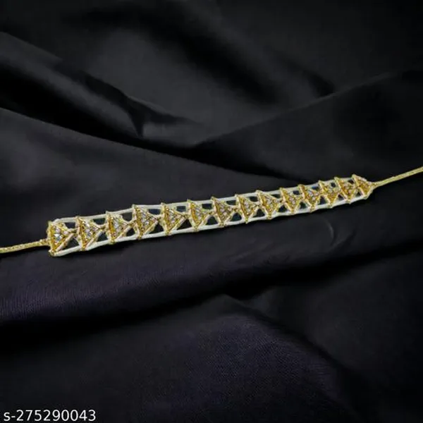 Women_Sizzling_Charming_Maang_Tikka_Traditional_Gold_Plated_Designer_Forehead_Jewellery_Elegant_Ethnic_Matha_Patti_Hair_Accessory_For_Bridal_Wedding_Festive_Wear_Stylish_Lightweight_Maangtika_For_Women