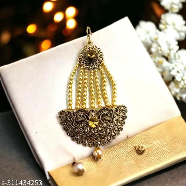 Traditional_Bridal_Passa_Side_Maang_Tikka_For_Women_Kundan_Pearl_Jewelry_Wedding_Hair_Accessory_Stylish_Indian_Bridal_Jewelry_Gift_For_Bride_Wife_Or_Sister