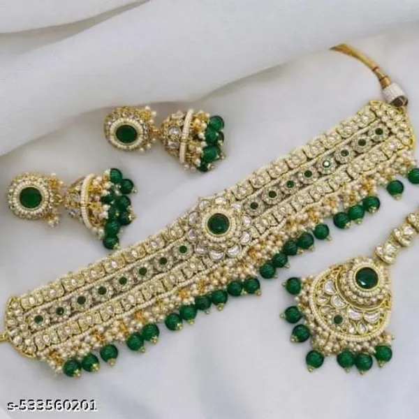 Traditional_Kundan_Choker_Necklace_Set_For_Women_Green_Beaded_Bridal_Jewellery_Set_With_Earrings_Maang_Tikka_Ethnic_Gold_Plated_Necklace_For_Wedding_Party_Festive_Wear_Stylish_Indian_Choker_Gift_For_Wife_Gift_For_Sister_Gift_For_Girlfriend_Anniversary_Gift