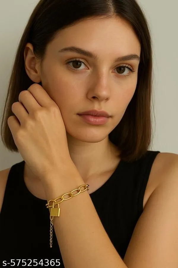 Modern_Gold_Tone_Chain_Bracelet_For_Women_Girls_Mixed_Oval_Link_Design_With_Sleek_Padlock_Charm_Adjustable_Extender_For_Perfect_Fit_Minimalist_Yet_Bold_Everyday_Wear_Jewellery_Stylish_Trendy_Elegant_Accessory_For_Casual_Party_Daily_Fashion