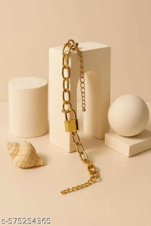 Modern_Gold_Tone_Chain_Bracelet_For_Women_Girls_Mixed_Oval_Link_Design_With_Sleek_Padlock_Charm_Adjustable_Extender_For_Perfect_Fit_Minimalist_Yet_Bold_Everyday_Wear_Jewellery_Stylish_Trendy_Elegant_Accessory_For_Casual_Party_Daily_Fashion