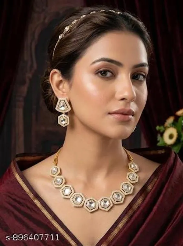 Geometric_Kundan_Mirror_Necklace_Set_With_Matching_Earrings_Gold_Tone_Statement_Jewelry_With_Hexagon_Design_Contemporary_Indian_Ethnic_Set_For_Weddings_Parties_Festive_Wear