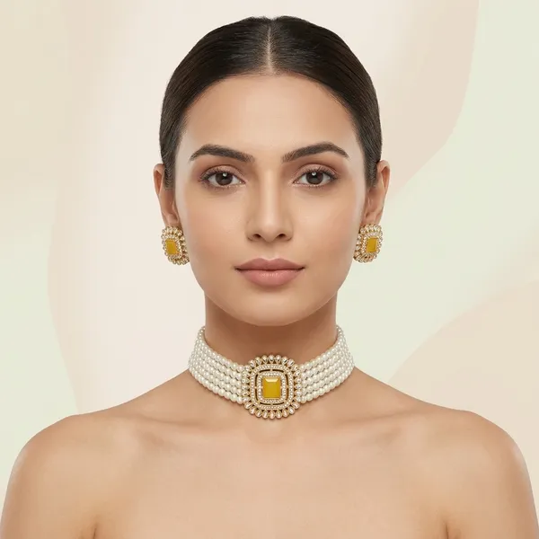 Elegant_Pearl_Choker_Necklace_Set_With_Yellow_Stone_Kundan_Design_Traditional_Bridal_Festive_Jewelry_Matching_Earrings_Included_Perfect_For_Weddings_Parties_Ethnic_Wear_Premium_Finish_Statement_Set