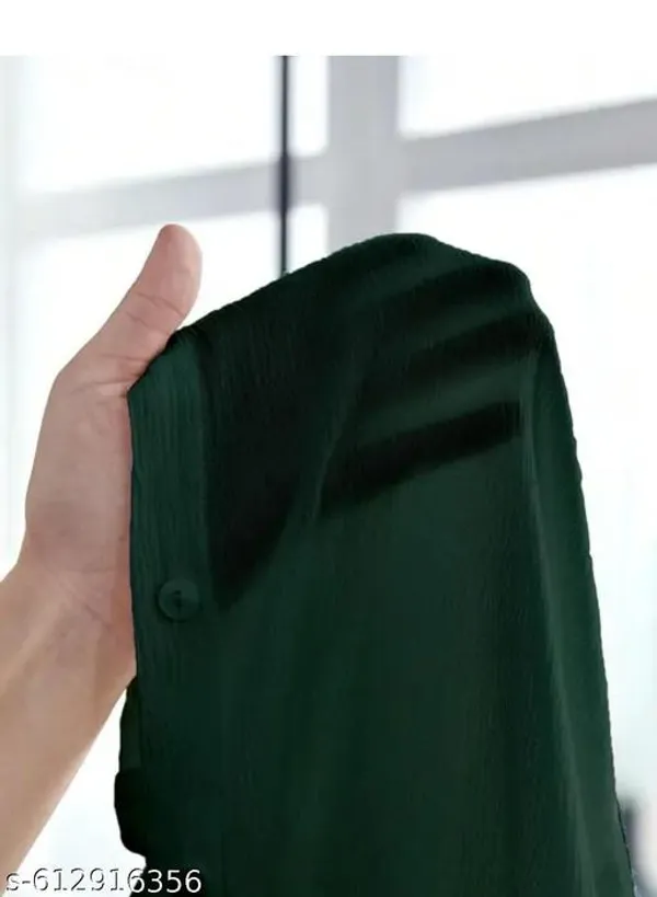 Stylish_Fashionable_Women_Green_Bottom_Shirt