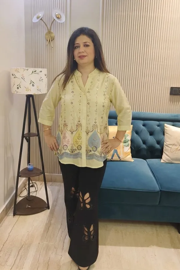 Yellow_Embroidered_Button-Down_Tunic_Top_For_Women