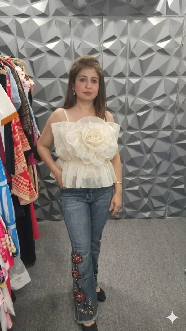 White_Off-Shoulder_Floral_Peplum_Top_For_Women