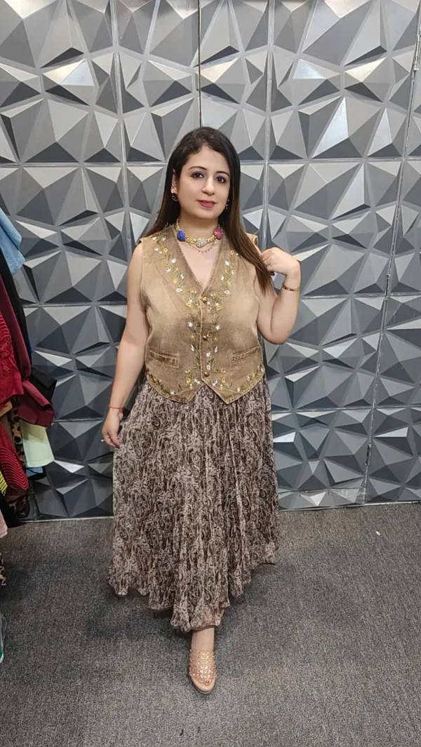 Beige_Embellished_Sleeveless_Vest_With_Printed_Skirt_Ensemble