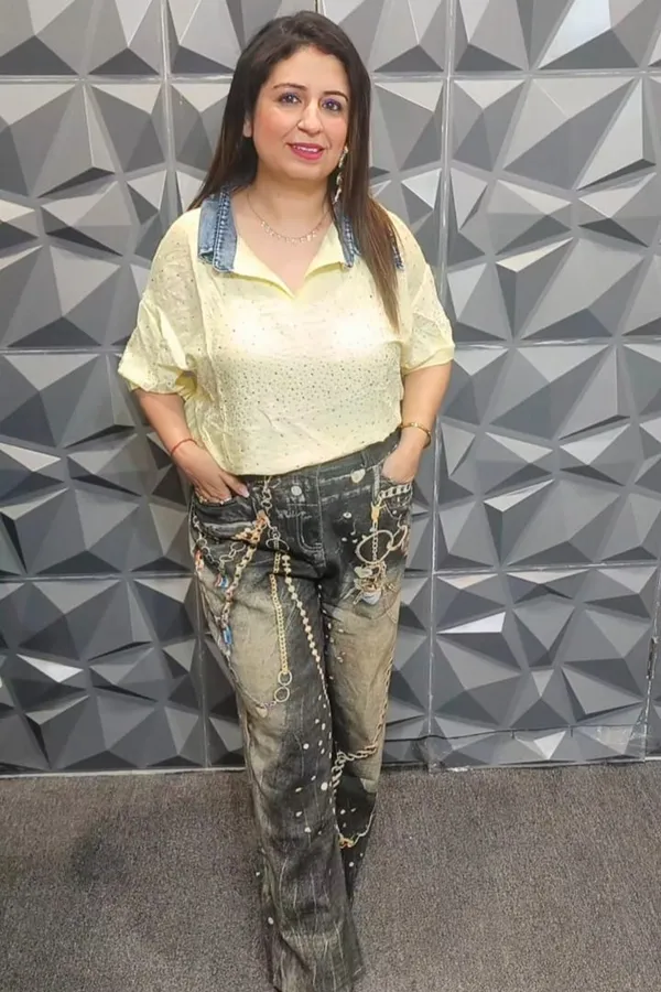 Denim_Distressed_Denim_Embellished_Chain_Detail_Wide_Leg_Jeans