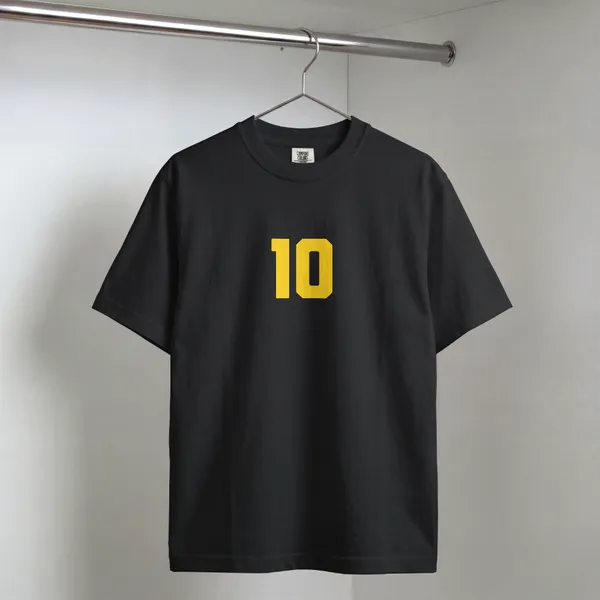 Vinicius_Jr_Samba_Magic_Brazil_Football_Graphic_Oversized_Black_Cotton_T-Shirt_For_Men_And_Women