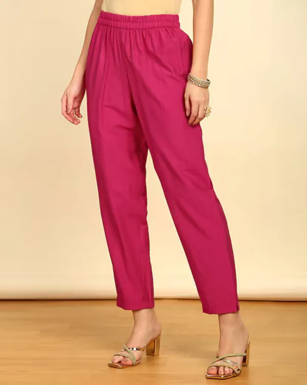 Pink_Cotton_Embroidered_Kurta_Set_With_Dupatta_For_Women