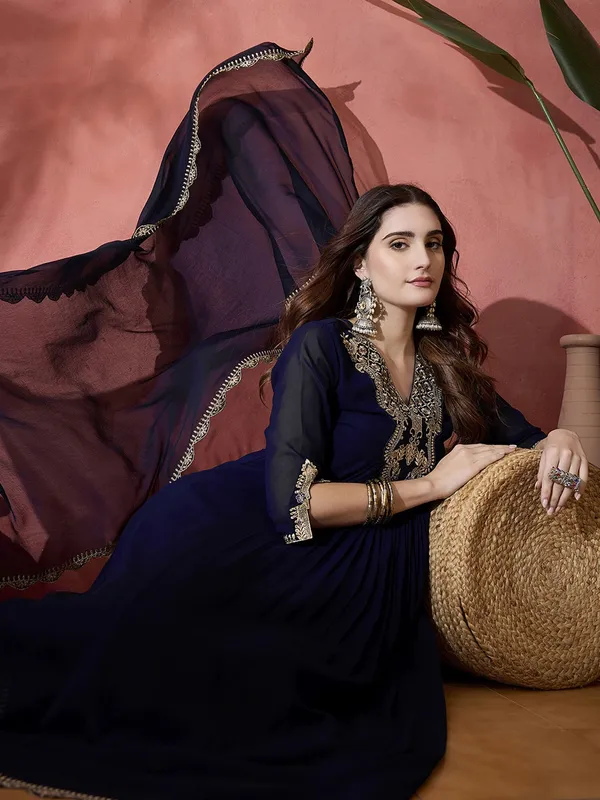 Navy_Blue_Cotton_Embroidered_Kurta_Set_For_Women