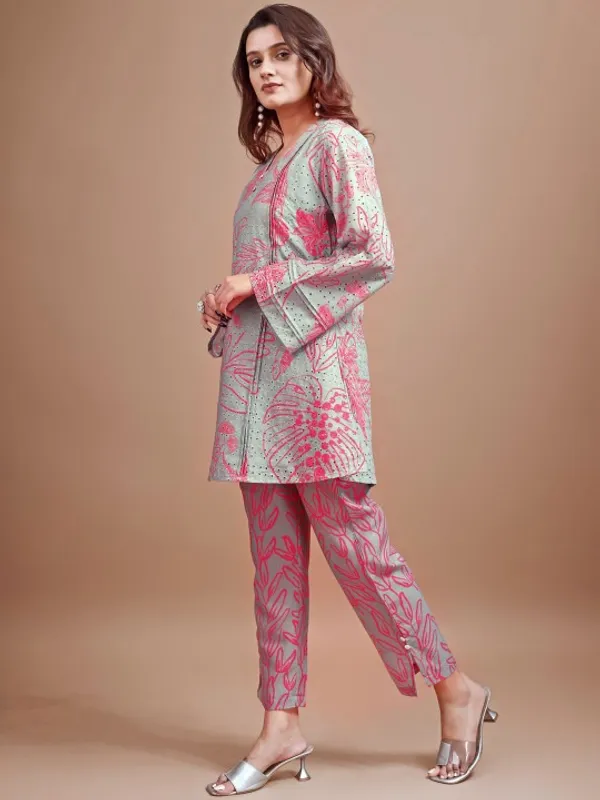 Pink_Green_Cotton_Printed_Kurta_Set_For_Women