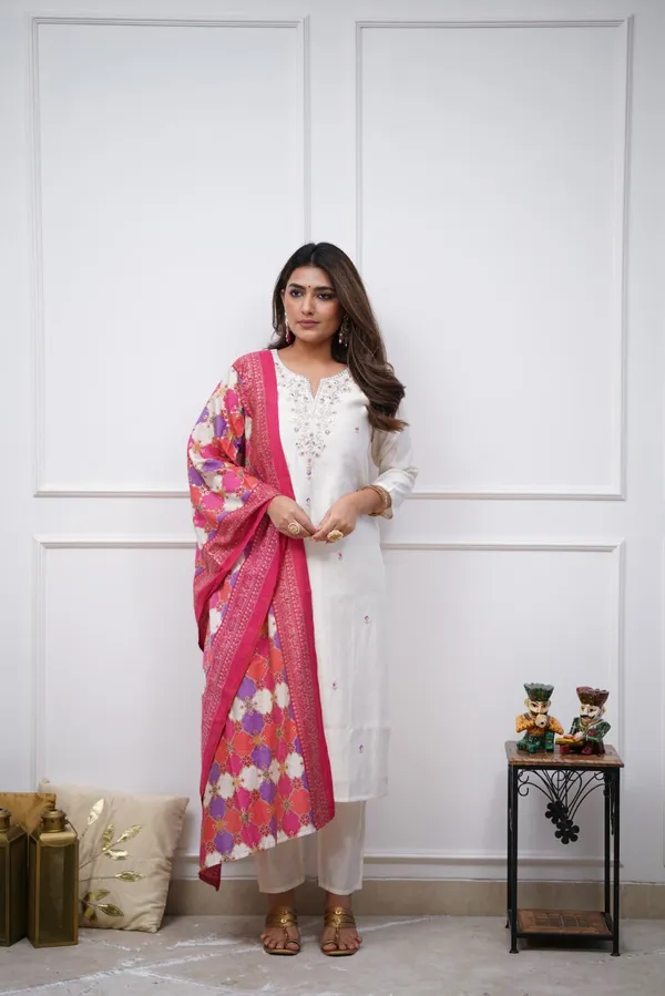 White_Cotton_Embroidered_Kurta_Set_With_Dupatta_For_Women