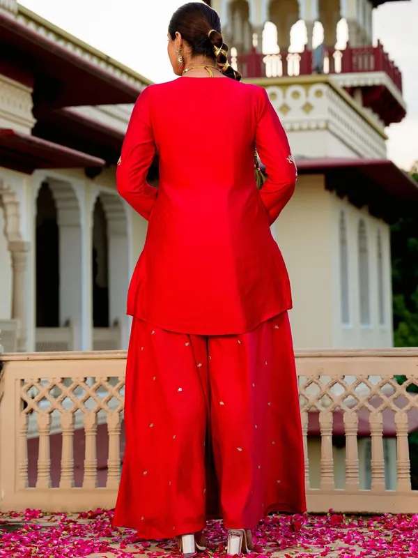1102-Red-Varni_House
