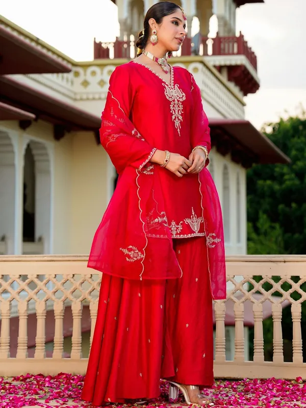 1102-Red-Varni_House