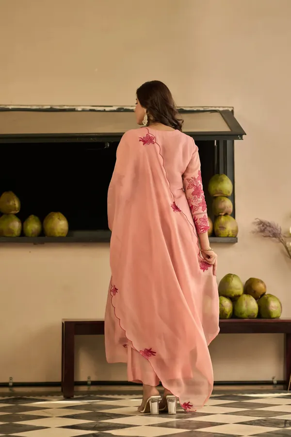 1103-Peach-Varni_House