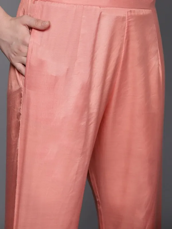 Pink_Cotton_Embroidered_Straight_Kurta_Set_For_Women