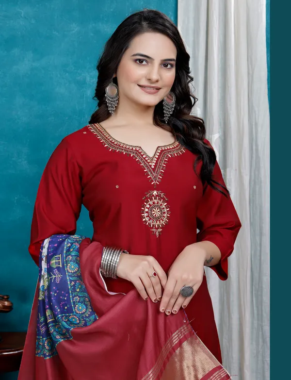 Red_Cotton_Embroidered_Kurta_Set_For_Women