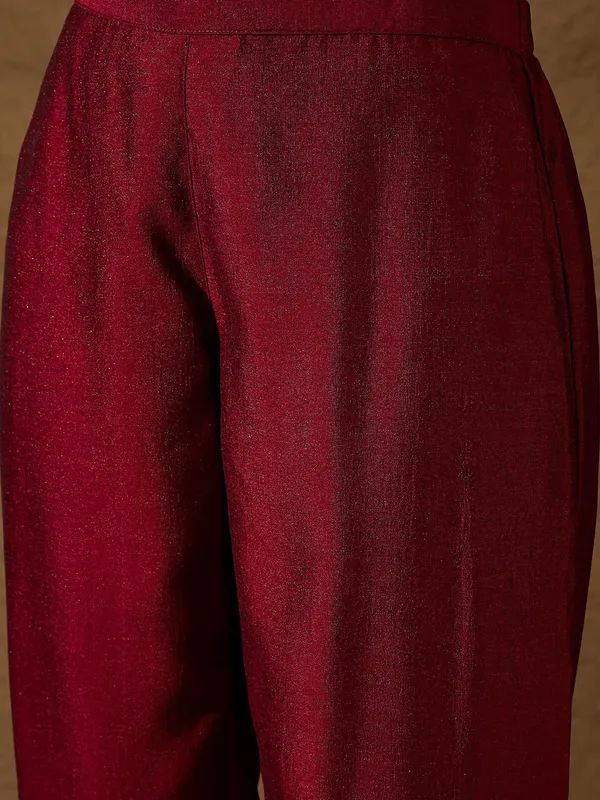 Maroon_Cotton_Embroidered_Kurta_Set_For_Women