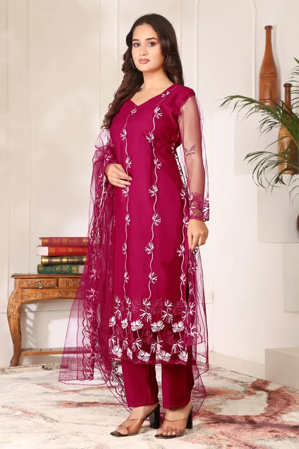 Maroon_Cotton_Embroidered_Kurta_Set_With_Dupatta_For_Women